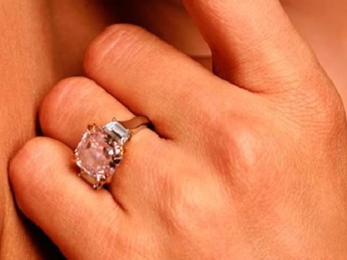 the-biggest-celebrity-engagement-rings-of-all-time