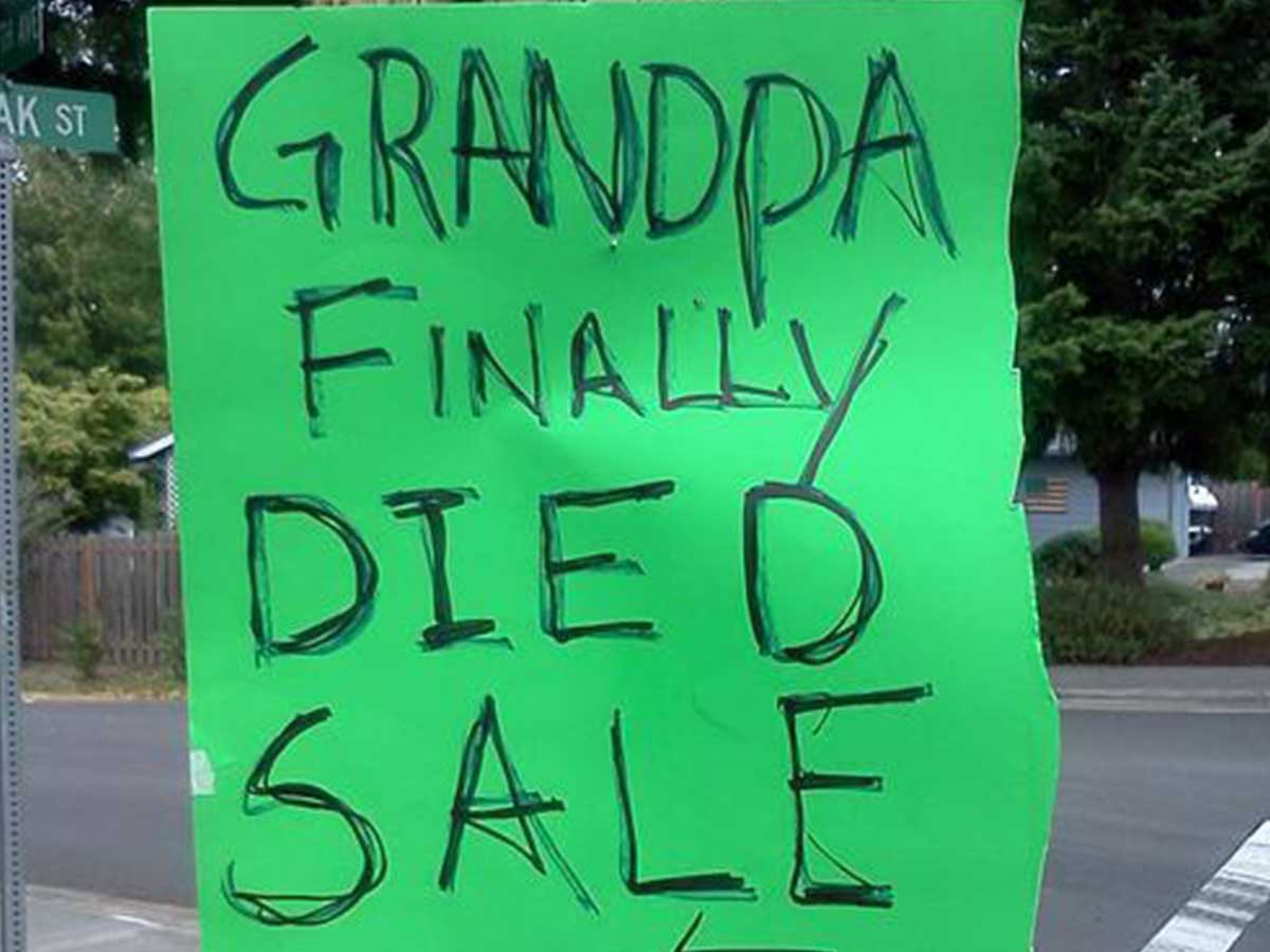 30-hilariously-creative-yard-sale-signs-everyone-should-see