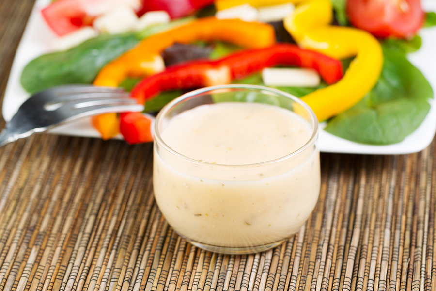 9 Healthy and Delicious Alternatives to Ranch Dressing